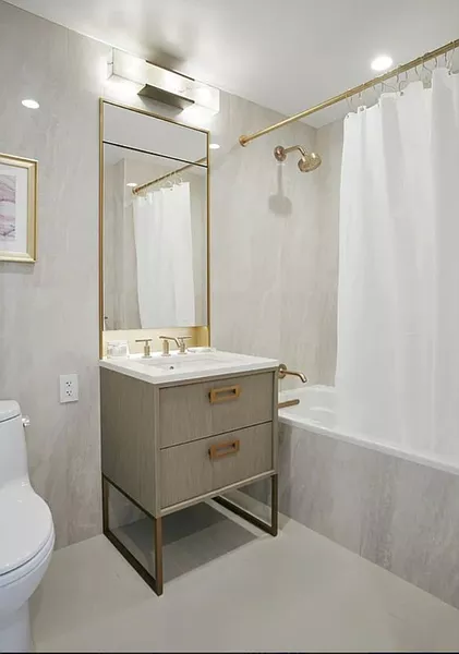 2 bedrooms apartment for rent in LIC - Queens, New York