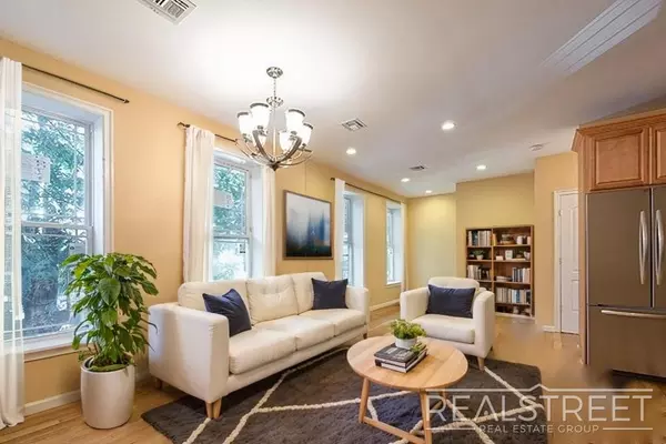 3 bedrooms apartment for rent in Crown Heights - Brooklyn, New York