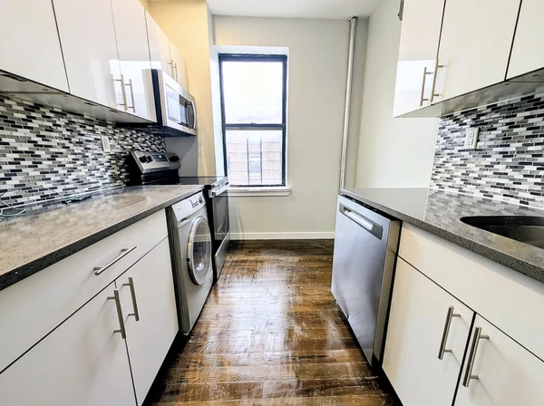 2 bedrooms apartment for rent in Washington Heights - Manhattan, New York