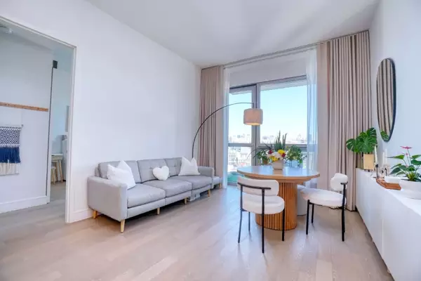 2 bedrooms apartment for rent in LIC - Queens, New York