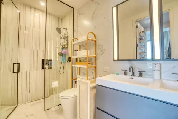 2 bedrooms apartment for rent in LIC - Queens, New York