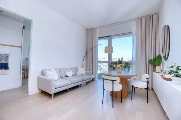 2 bedrooms apartment for rent in LIC - Queens, New York