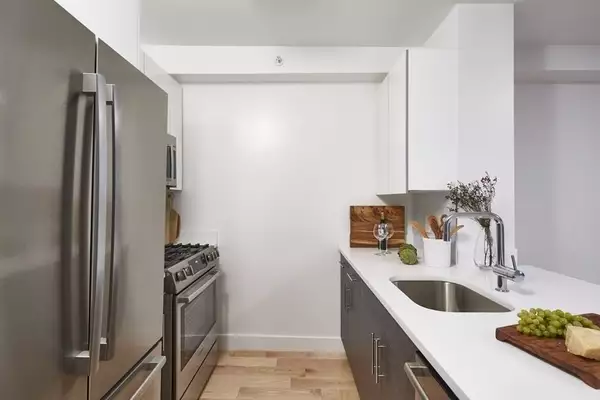 3 bedrooms apartment for rent in LIC - Queens, New York