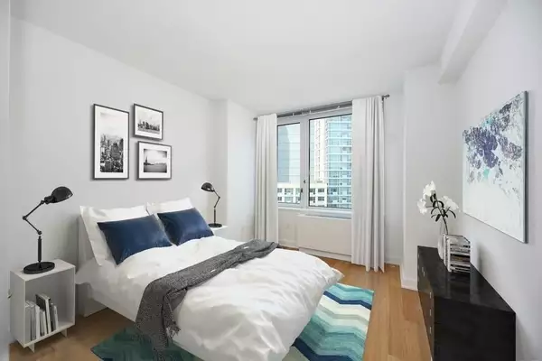 2 bedrooms apartment for rent in LIC - Queens, New York