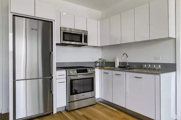2 bedrooms apartment for rent in LIC - Queens, New York