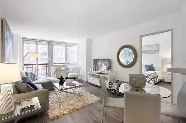 2 bedrooms apartment for rent in Roosevelt Island - Manhattan, New York