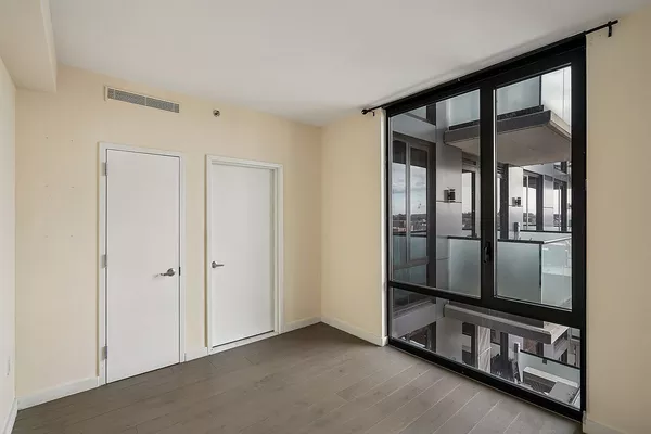 2 bedrooms apartment for rent in Elmhurst - Queens, New York