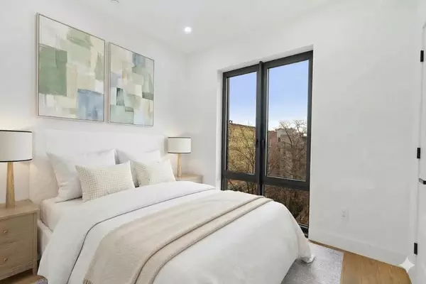 2 bedrooms apartment for rent in Sunnyside - Queens, New York