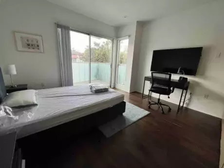 Coliving in Hancock Park - Central Los Angeles, Los Angeles