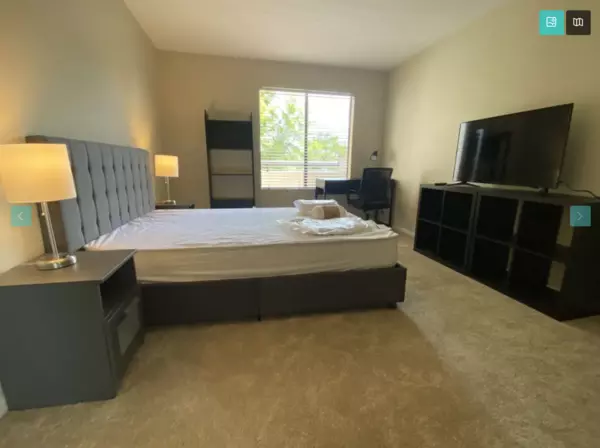 Coliving in North Hollywood - San Fernando Valley, Los Angeles