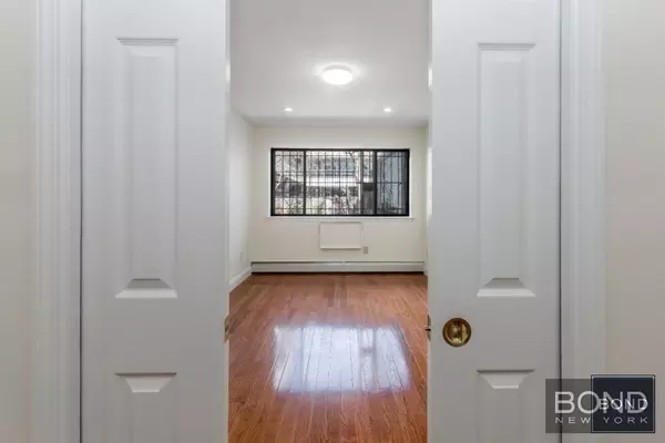 2 bedrooms apartment for rent in Astoria - Queens, New York
