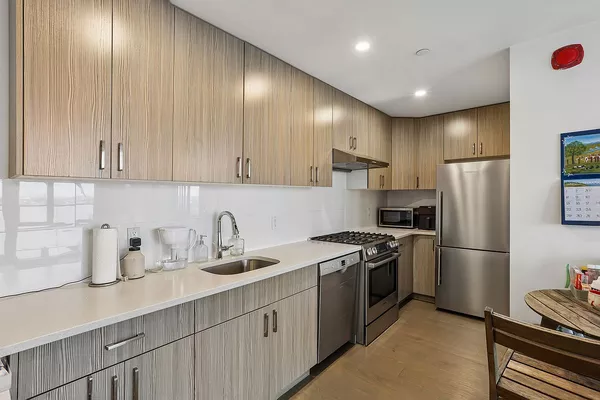 2 bedrooms apartment for rent in Elmhurst - Queens, New York