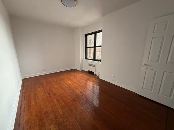 1 bedroom apartment for rent in The Rockaways - Queens, New York
