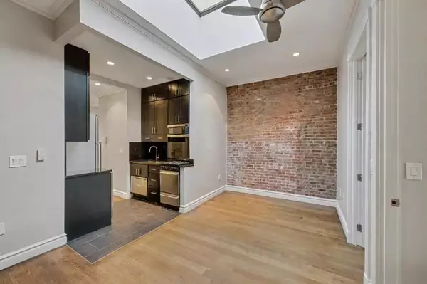 4 bedrooms apartment for rent in Midtown West - Manhattan, New York