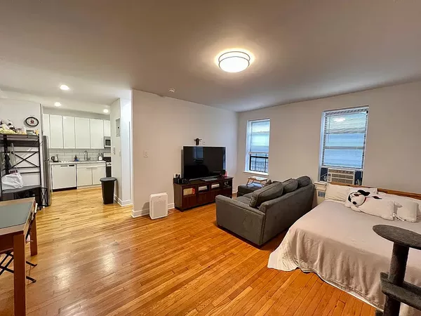 Studio Apartment for rent in Elmhurst - Queens, New York