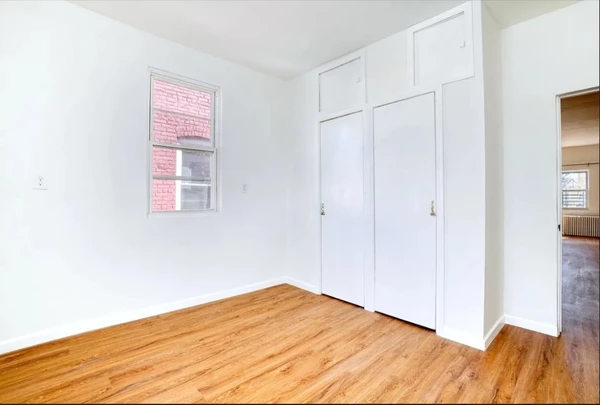 3 bedrooms apartment for rent in Maspeth - Queens, New York