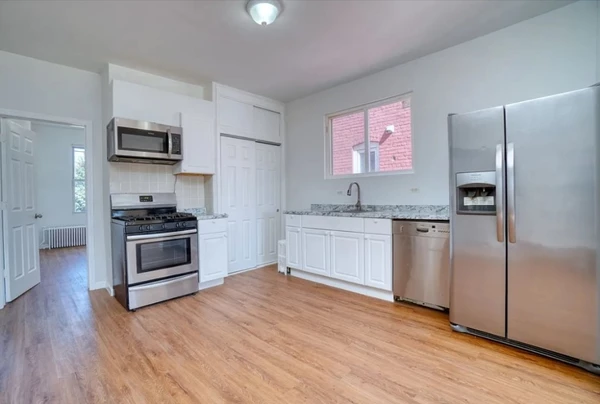 3 bedrooms apartment for rent in Maspeth - Queens, New York
