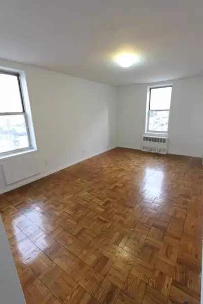 2 bedrooms apartment for rent in Flushing - Queens, New York
