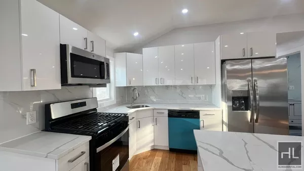 3 bedrooms apartment for rent in Jamaica - Queens, New York