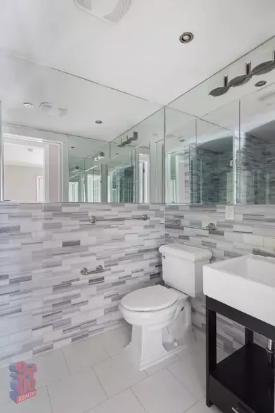 4 bedrooms apartment for rent in Upper East Side - Manhattan, New York