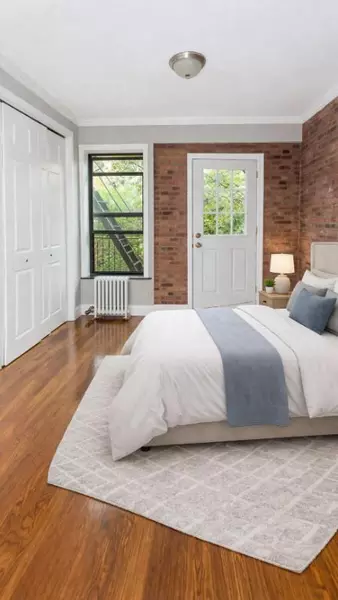 5 bedrooms apartment for rent in East Village - Manhattan, New York