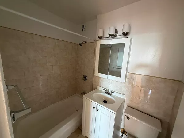 2 bedrooms apartment for rent in Throgs Neck - The Bronx, New York