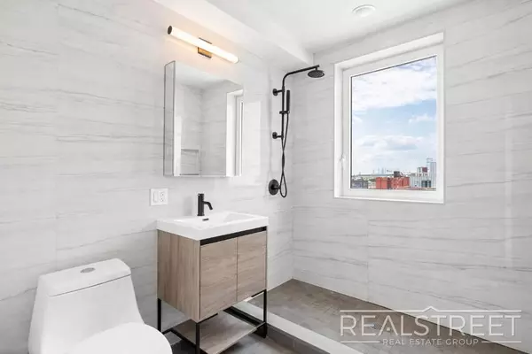 2 bedrooms apartment for rent in Downtown Brooklyn - Brooklyn, New York