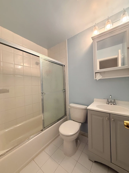 2 bedrooms apartment for rent in Forest Hills - Queens, New York