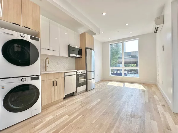 2 bedrooms apartment for rent in Greenpoint - Brooklyn, New York