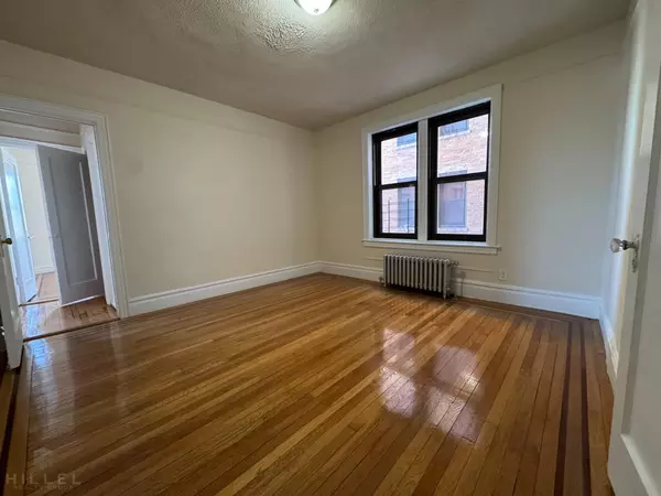 2 bedrooms apartment for rent in Flushing - Queens, New York