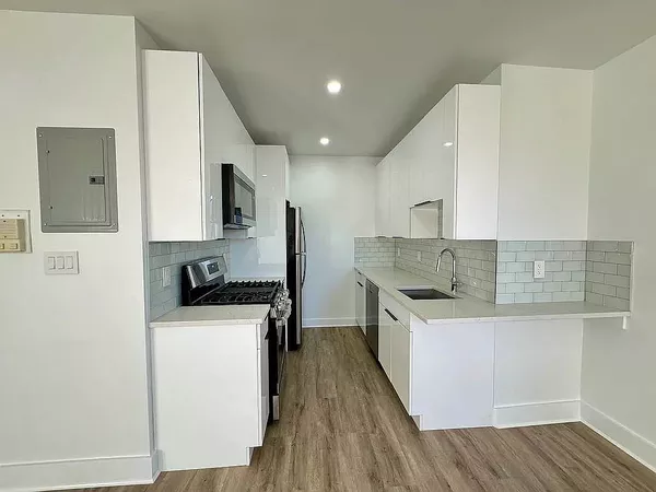 2 bedrooms apartment for rent in Elmhurst - Queens, New York