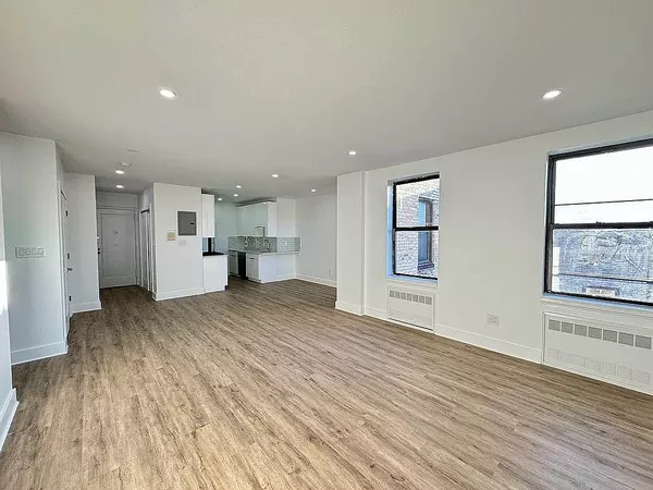 2 bedrooms apartment for rent in Elmhurst - Queens, New York