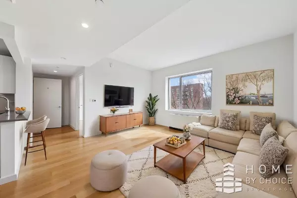 2 bedrooms apartment for rent in Rego Park - Queens, New York