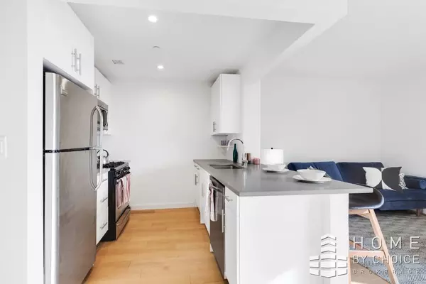 2 bedrooms apartment for rent in Rego Park - Queens, New York