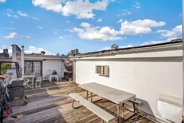 3 bedrooms apartment for rent in East Village - Manhattan, New York