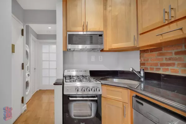 2 bedrooms apartment for rent in East Village - Manhattan, New York
