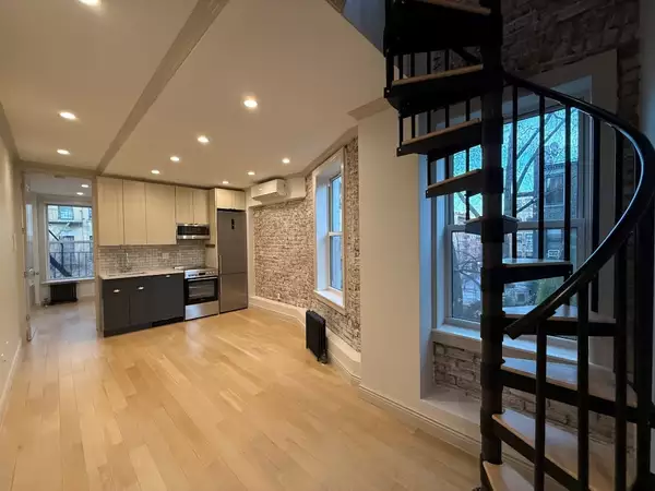 4 bedrooms apartment for rent in East Village - Manhattan, New York