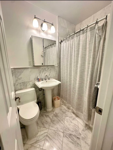 3 bedrooms apartment for rent in Upper East Side - Manhattan, New York