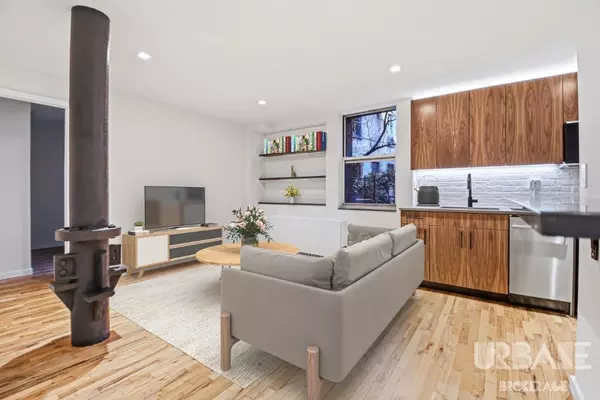 2 bedrooms apartment for rent in West Village - Manhattan, New York