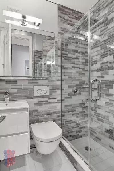 3 bedrooms apartment for rent in East Village - Manhattan, New York