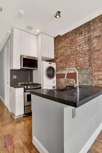 3 bedrooms apartment for rent in East Village - Manhattan, New York