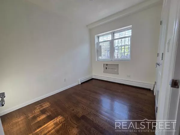 1 bedroom apartment for rent in Woodside - Queens, New York