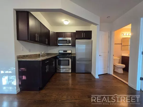 1 bedroom apartment for rent in Woodside - Queens, New York