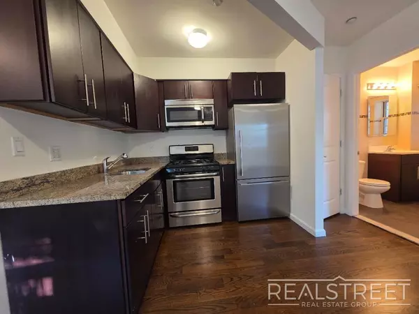 1 bedroom apartment for rent in Woodside - Queens, New York