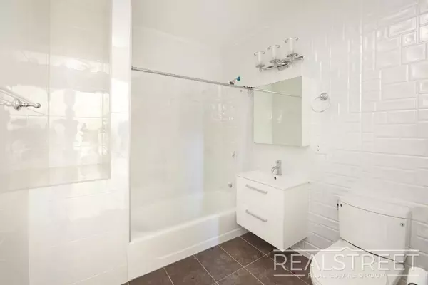 1 bedroom apartment for rent in Elmhurst - Queens, New York