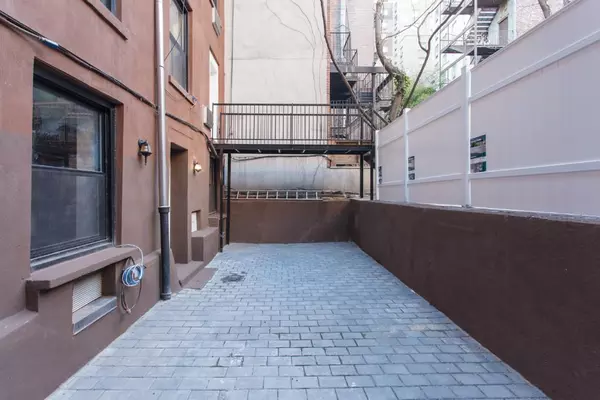 3 bedrooms apartment for rent in East Village - Manhattan, New York