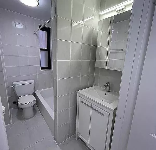 1 bedroom apartment for rent in The Rockaways - Queens, New York