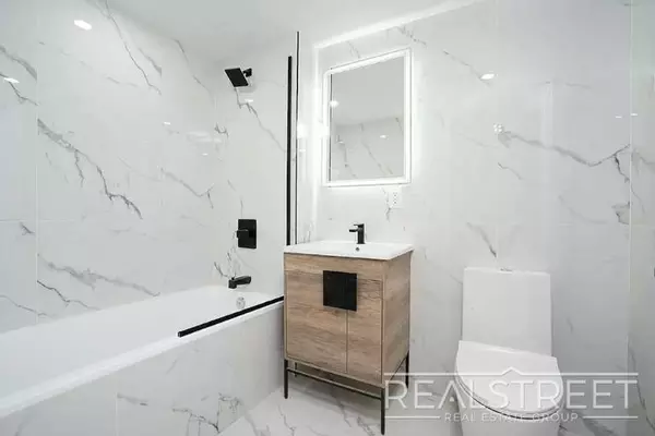 4 bedrooms apartment for rent in Williamsburg - Brooklyn, New York