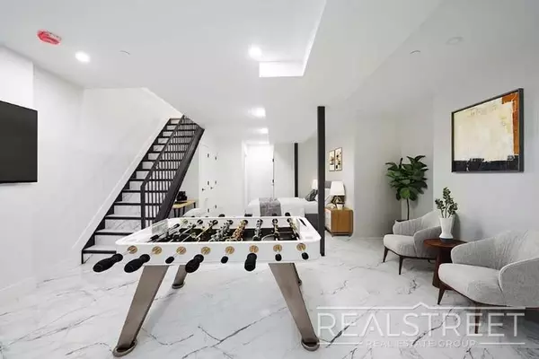 4 bedrooms apartment for rent in Williamsburg - Brooklyn, New York