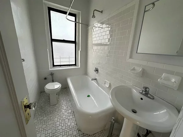 2 bedrooms apartment for rent in The Bronx - The Bronx, New York